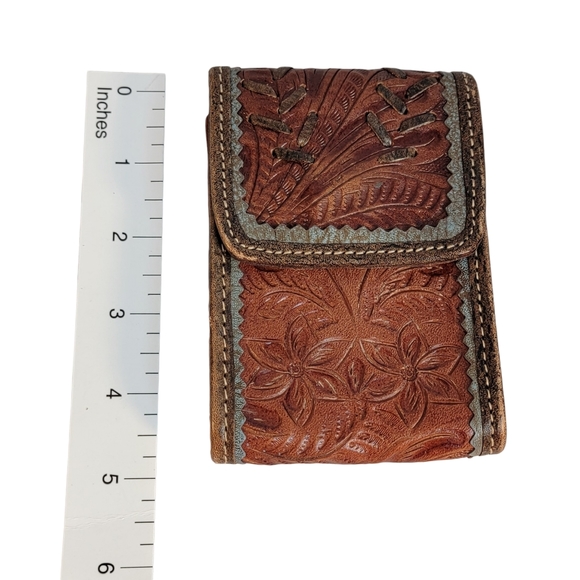 Amwrican West Hand Tooled Embossed Leather Worked Cell Cigarette Pouch - Picture 15 of 15